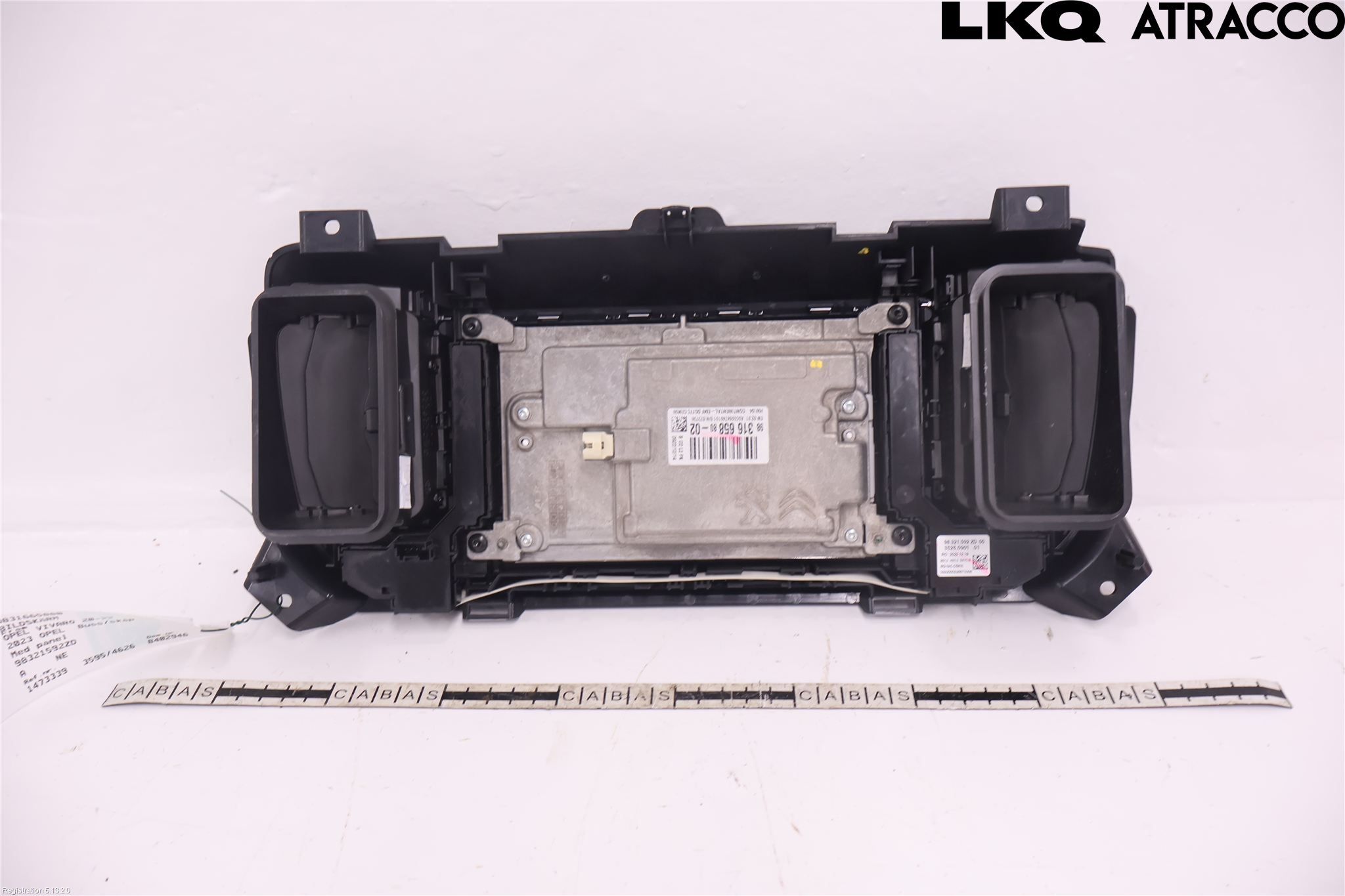 Opel VIVARO 20- Instr Skjerm Dvd-Gps-Ac-Tlf