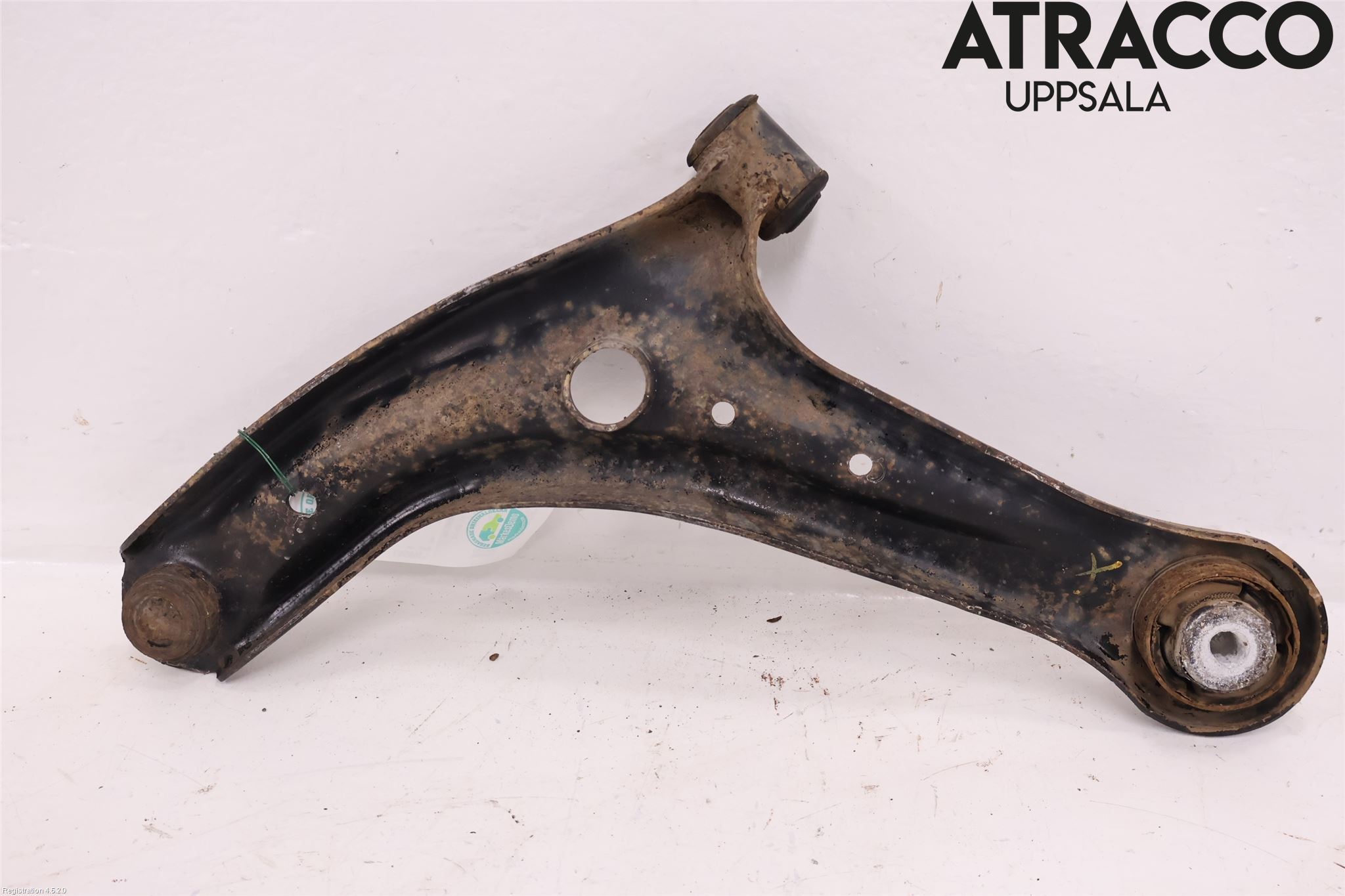 Ford FIESTA 09-12 Bærearm Foran Høyre Nedre