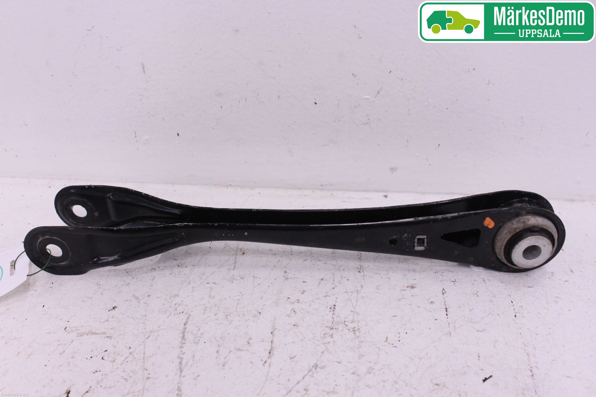 BMW 5 G30/G31/F90 17-23 Bærearm Bak Høyre