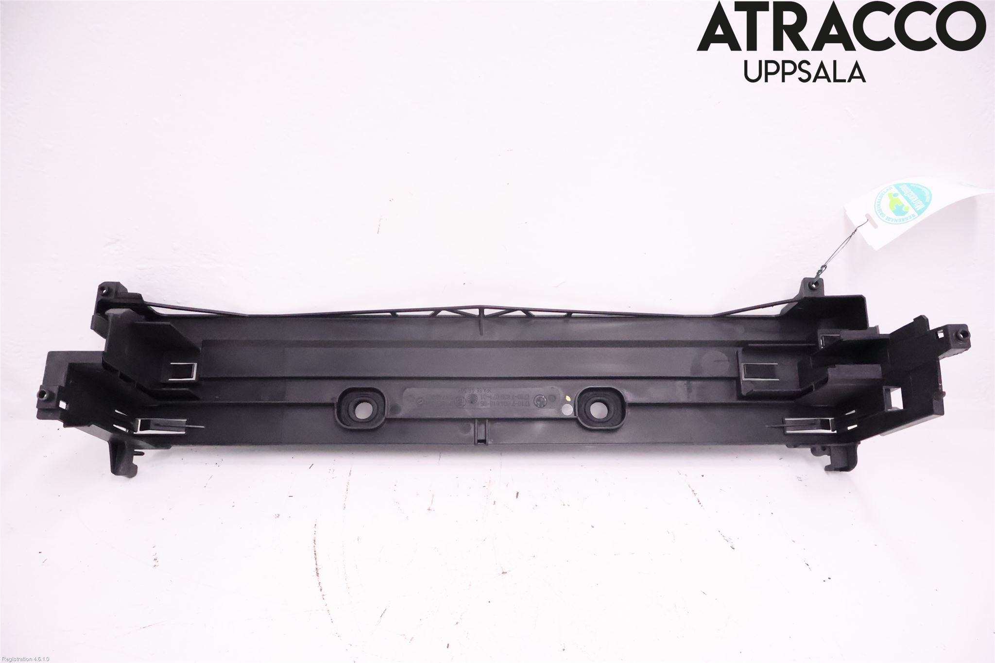 BMW 5 F10/F11/F18 09-17 Radiator Feste - Ramme - Bjelk