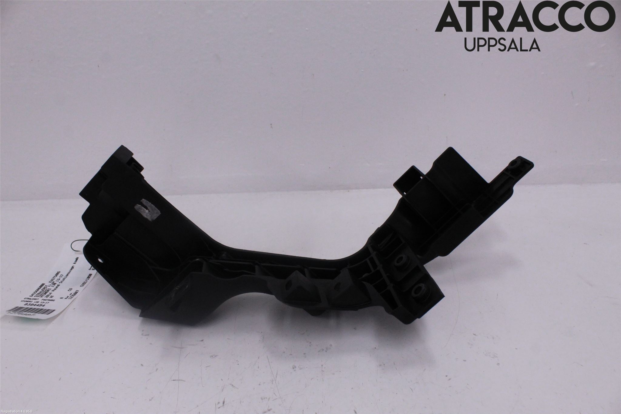 Hyundai i30 GD 13-17 Frontlykt Holder-Feste