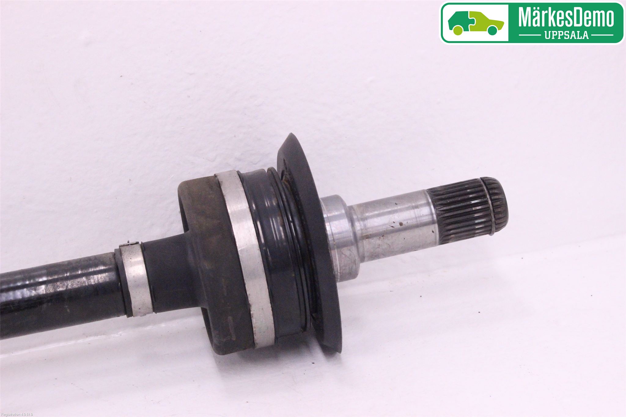BMW 5 G30/G31/F90 17-23 Drivaksel Bak Kompl Høyre