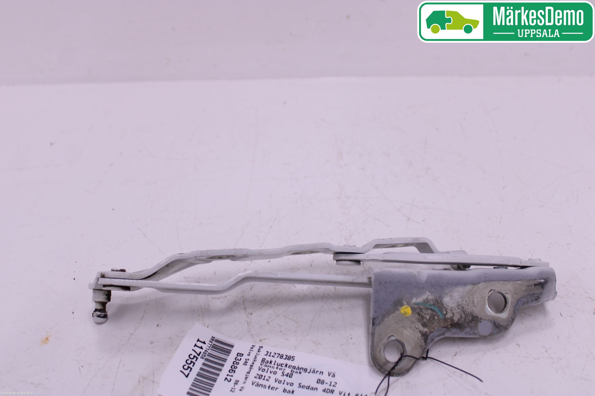 Volvo S40 08-12 Bakluke Hengsel Venstre