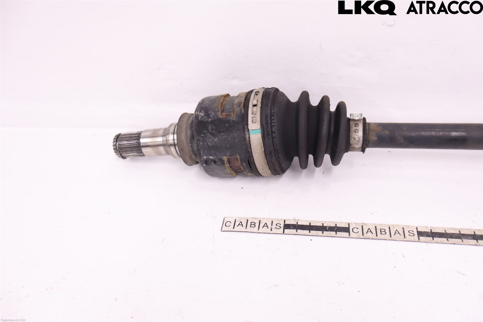 Toyota YARIS XP130 12-14 Drivaksel Foran Kompl Venstre