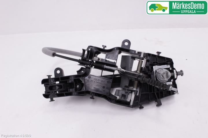 Volkswagen VW PASSAT 15-19 Dørhandtak Ytre Venstre