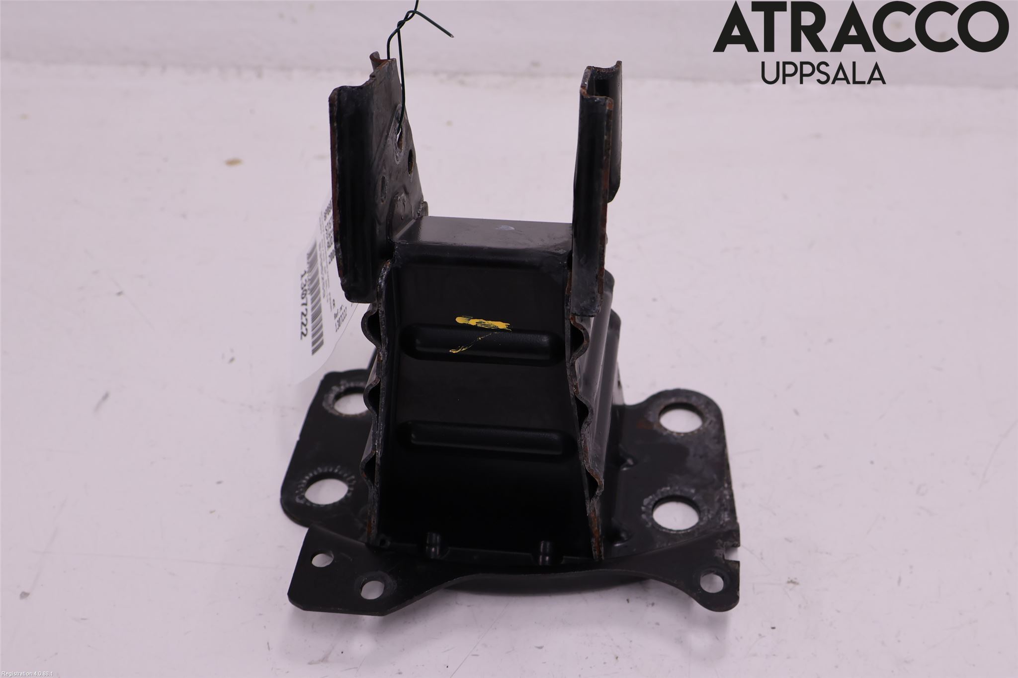 Audi A3/S3 05-13 Støtfanger Foran Feste