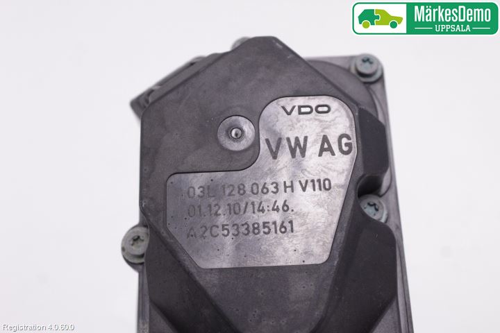 Volkswagen VW AMAROK 2H 10-22 Inns Spjeldhus