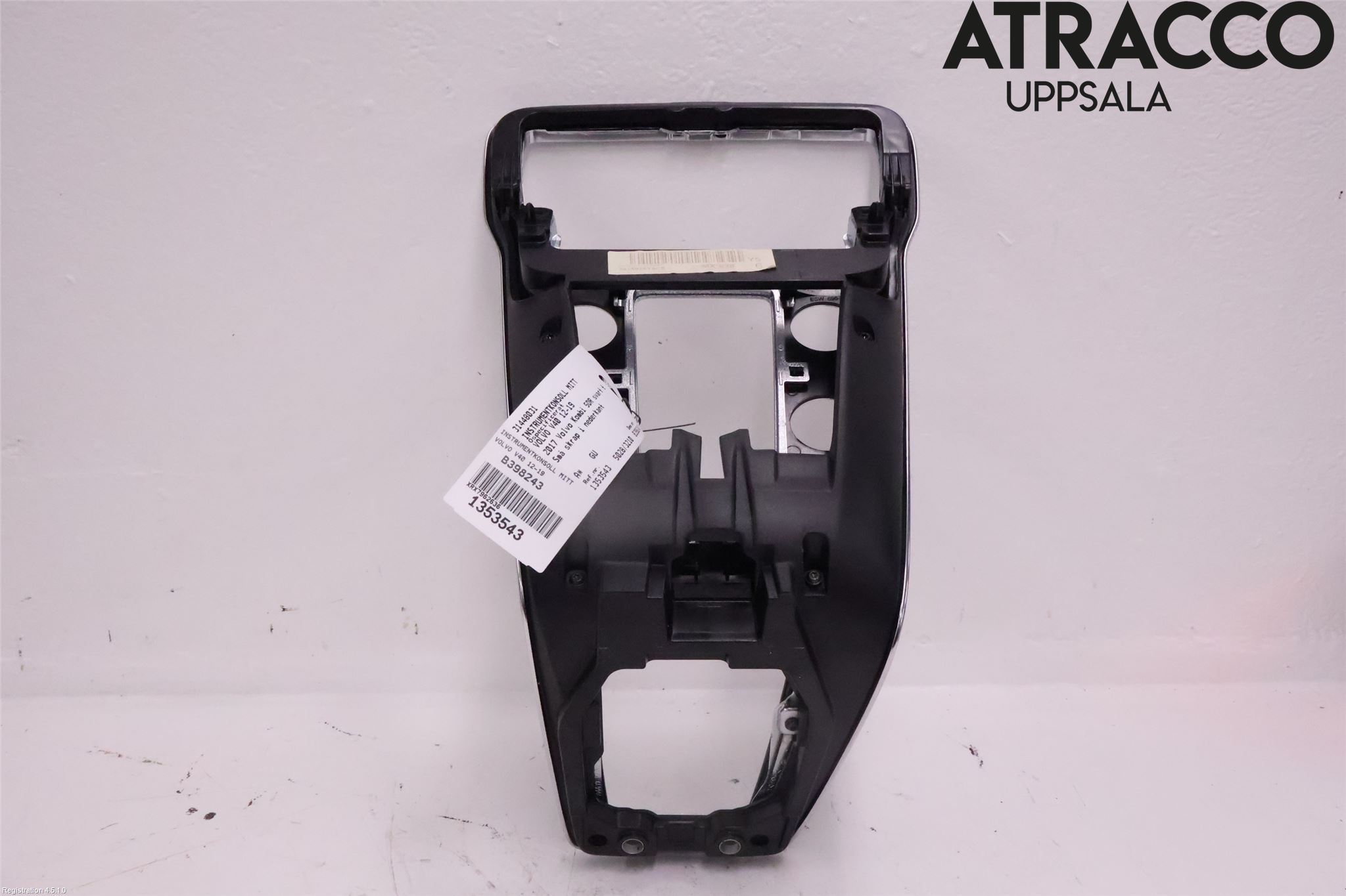 Volvo V40 12-19 Instrumentkonsoll Midt