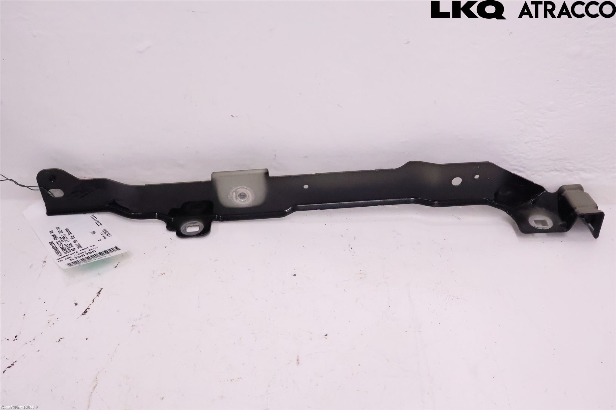 Mercedes-Benz MB EQE (V295) 22- Frontskjermfeste Venstre
