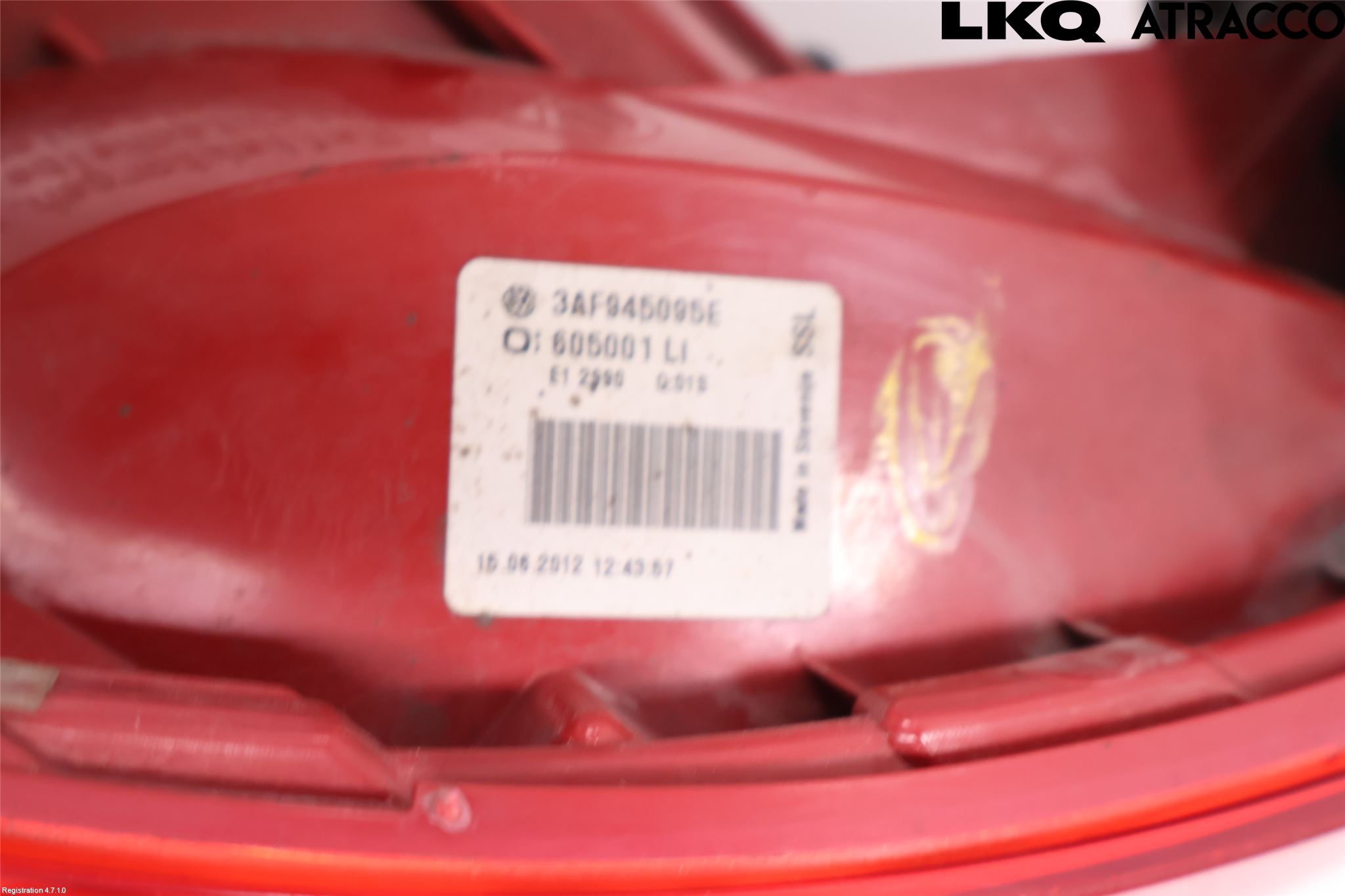 Volkswagen VW PASSAT 11-14 Baklykt Venstre