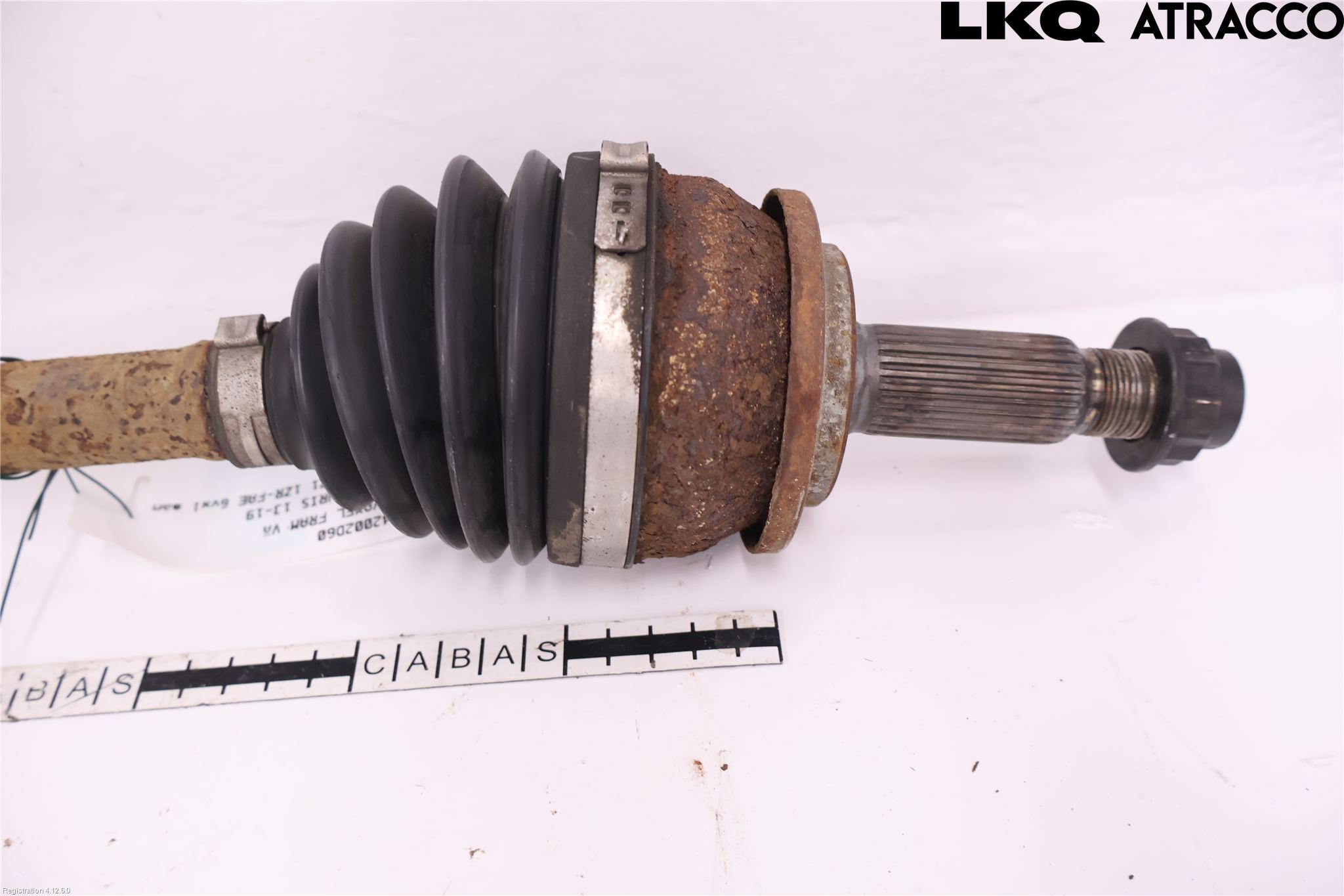 Toyota AURIS 13-19 Drivaksel Foran Kompl Venstre