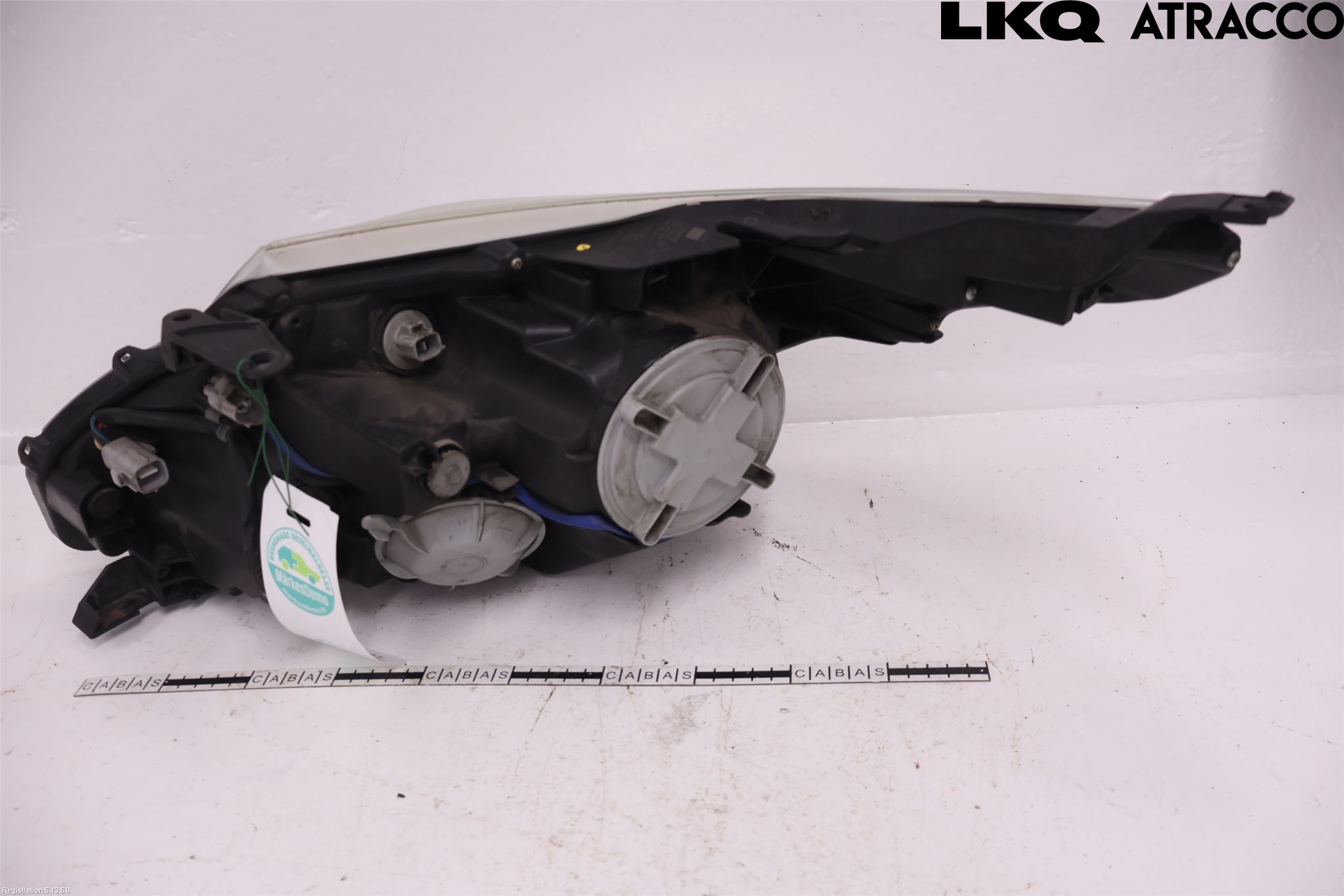 Toyota AVENSIS 09-15 Frontlykt Høyre