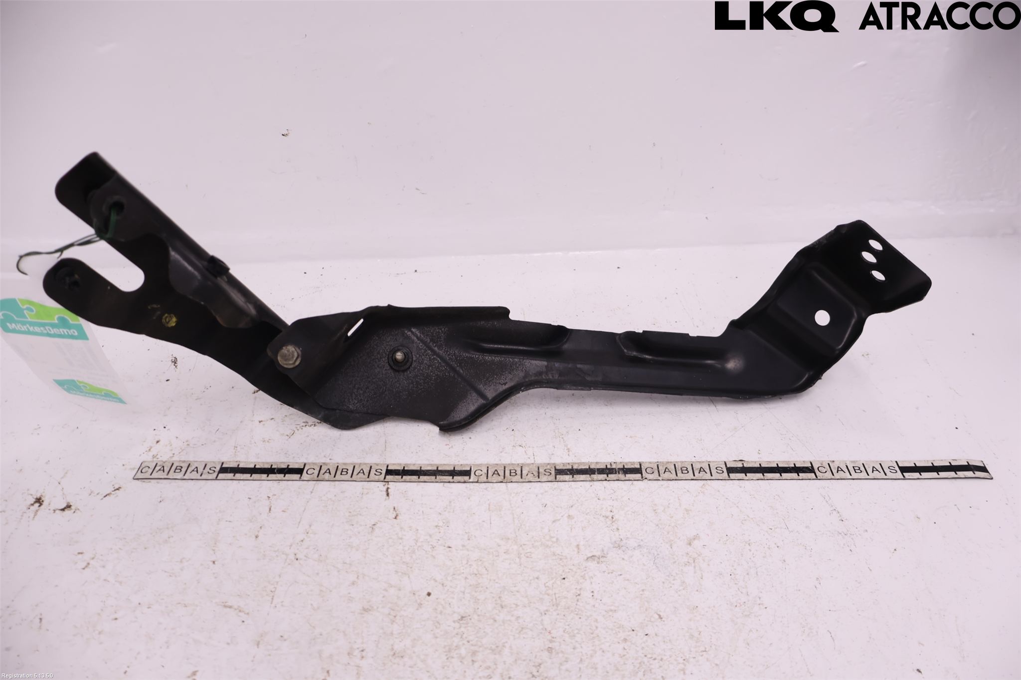 Mercedes-Benz MB E-KLASS (W211) 02-09 Frontlykt Holder-Feste