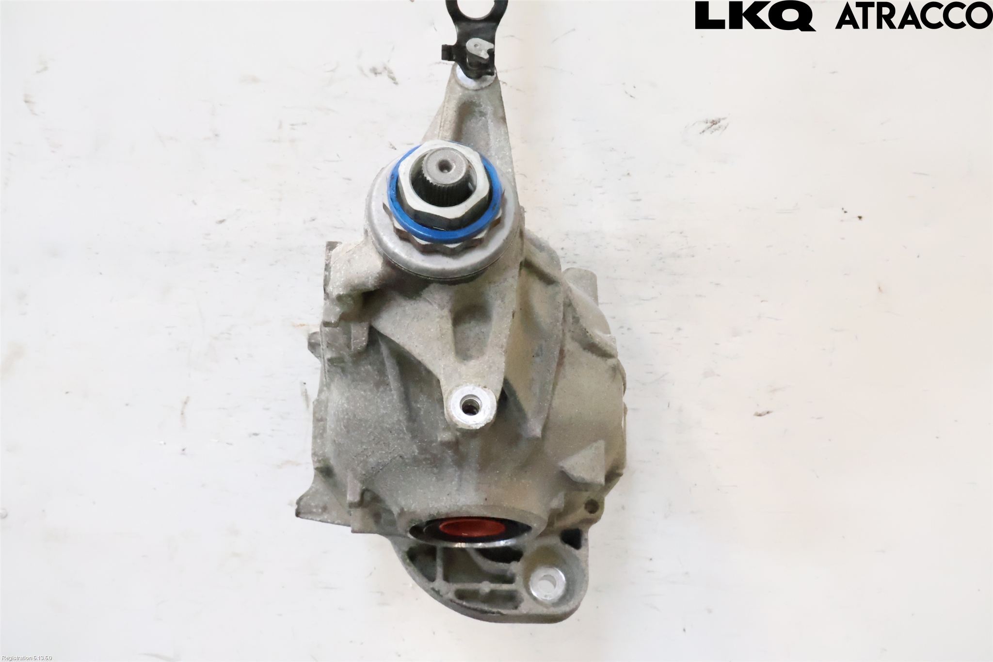 BMW 5 G30/G31/F90 17-23 Bakaksel Kardang Bak -Diff