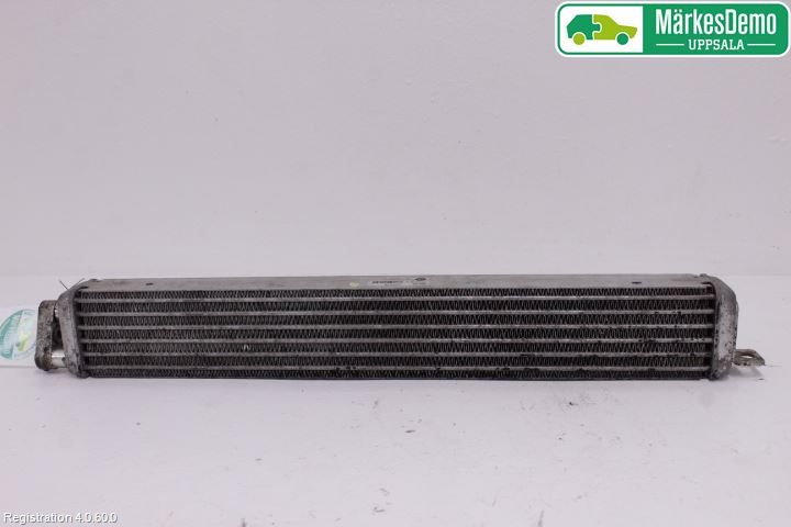 BMW 7 E65/66    00-08 Radiator Oljekjøler Motor