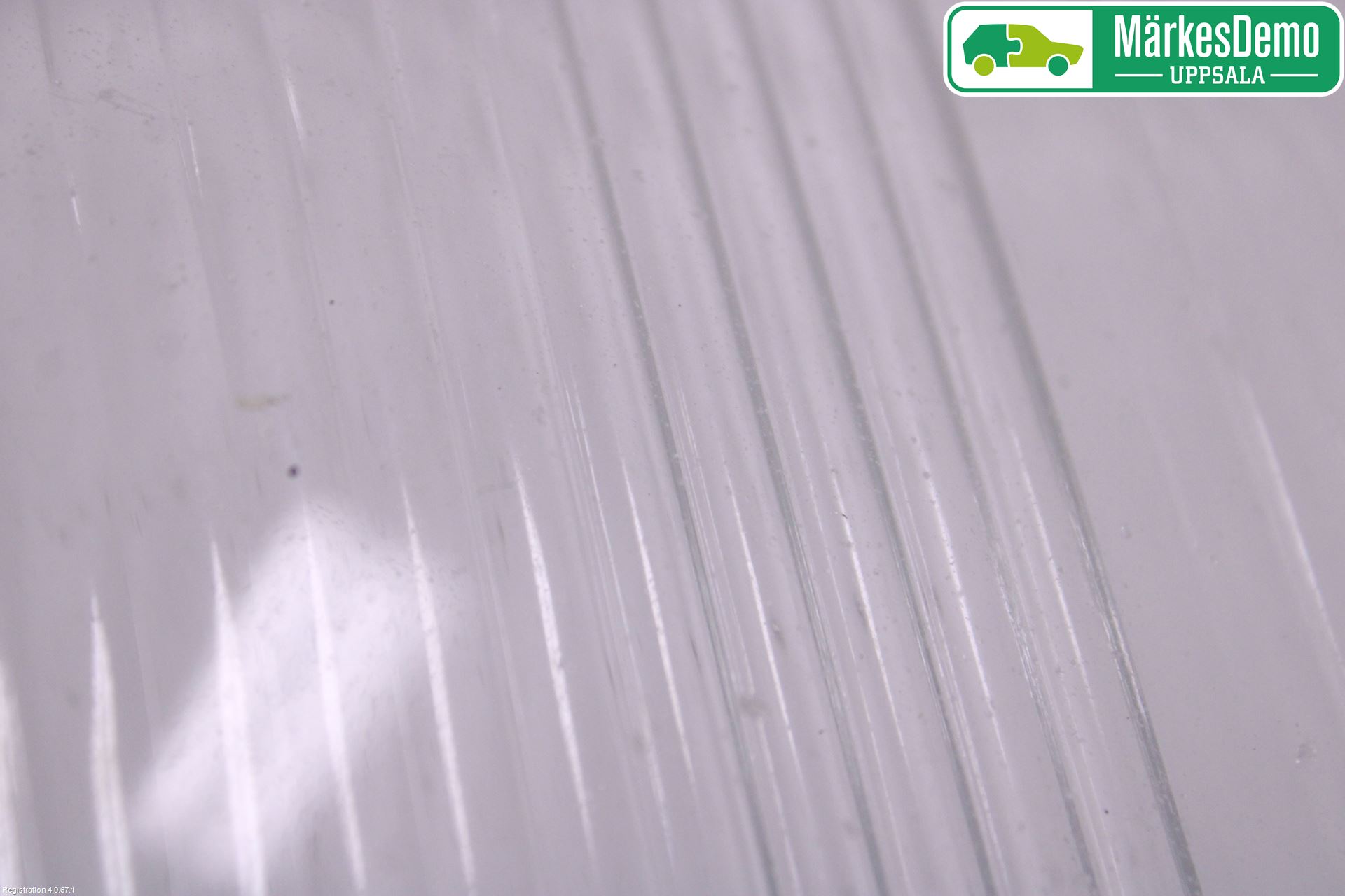 Volvo S70/V70/XC  97-00 Frontlykt Glass Venstre
