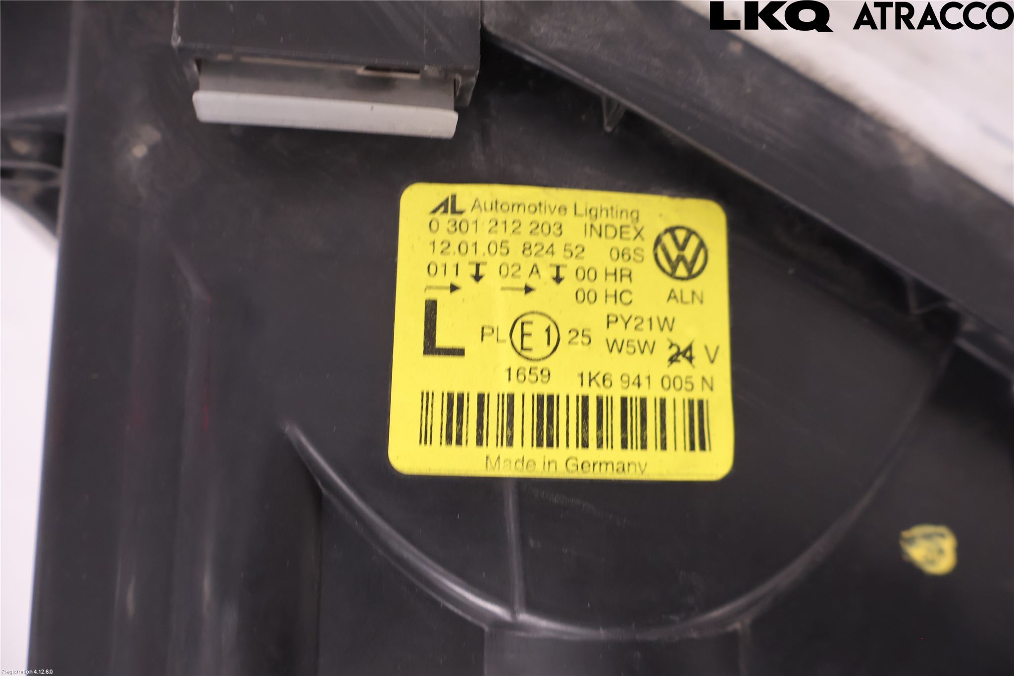 Volkswagen VW GOLF V 04-09 Frontlykt Venstre