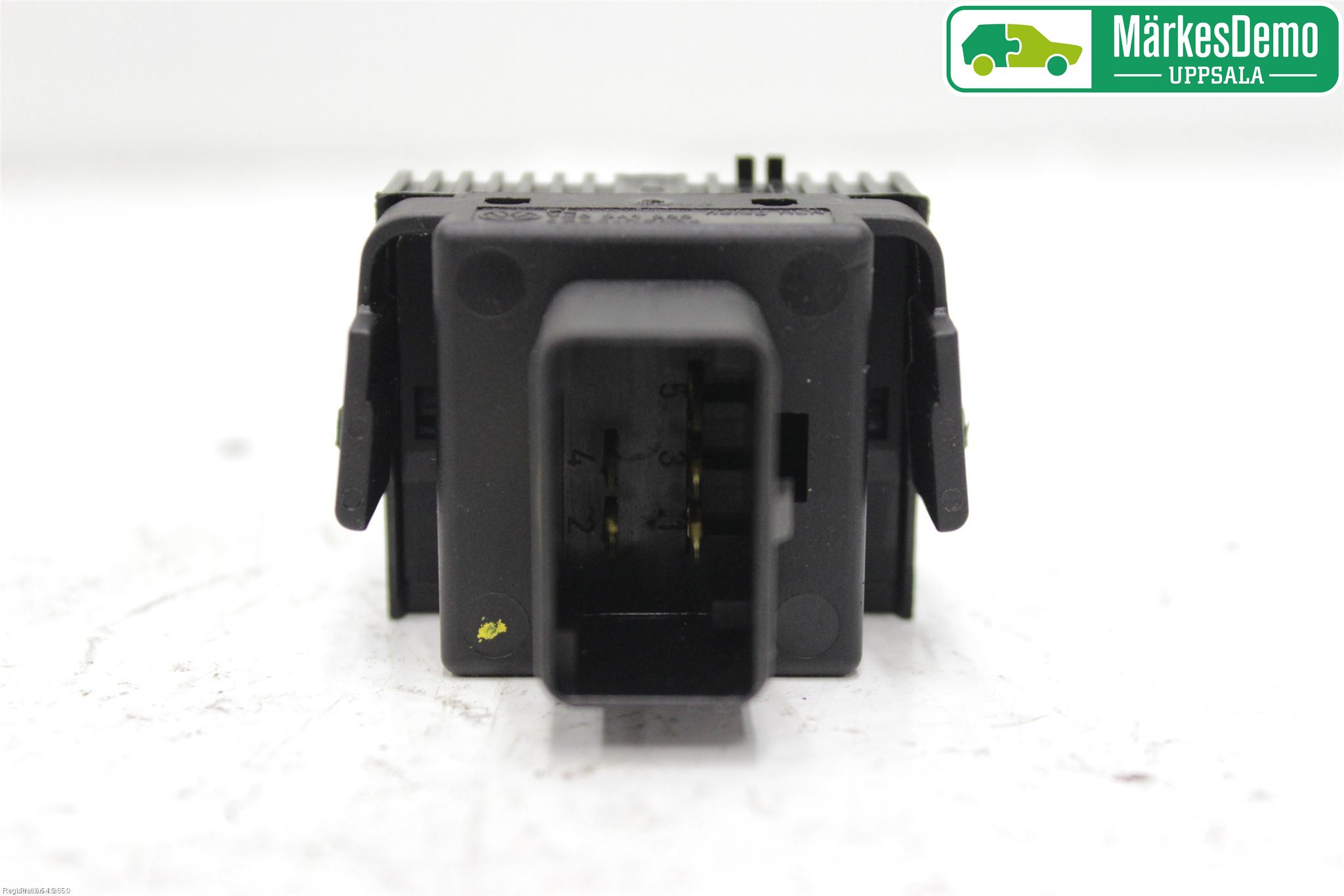 Volkswagen VW TRANSP/CARAVELLE (T5) 04-15 Bryter Hovedlys