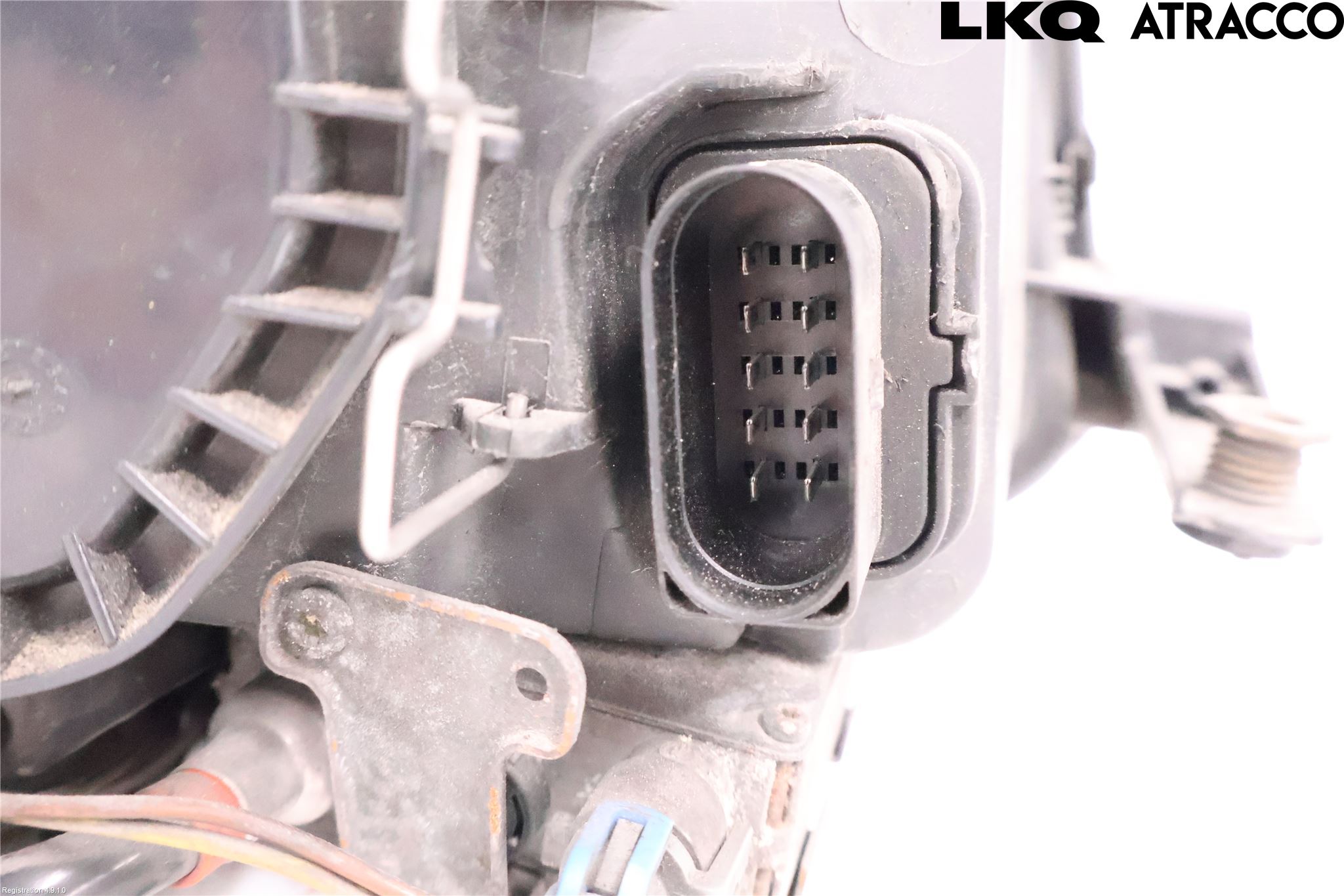 Volkswagen VW PASSAT 01-05 Frontlykt Venstre