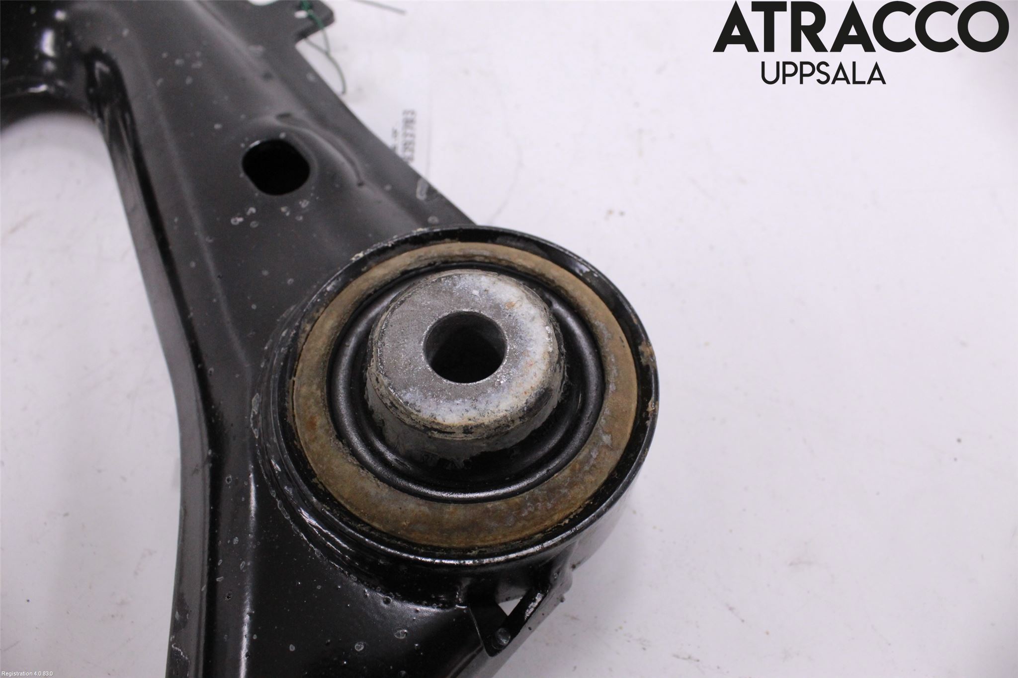 Mercedes-Benz MB VITO/V-KLASS (W640,W447,W448) 14- Bærearm Foran Venstre Nedre