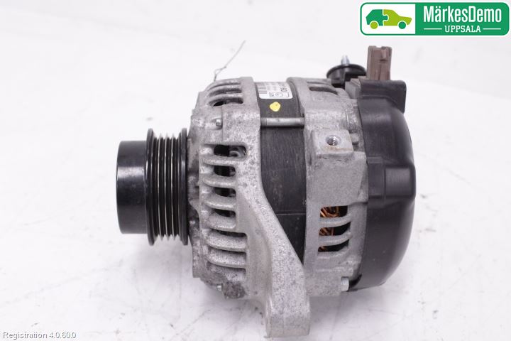 Toyota YARIS XP130 15-20 Dynamo