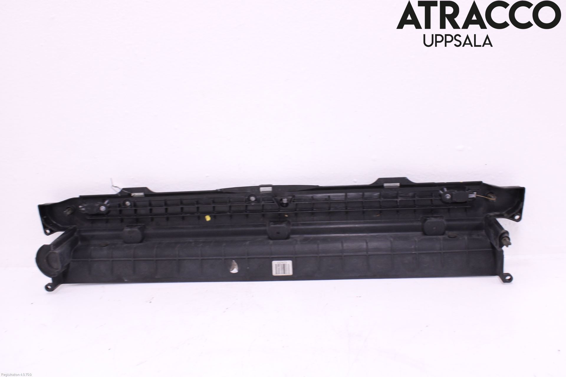 BMW 5 E60/61 Sed/Tou 02-10 Radiator Feste - Ramme - Bjelk
