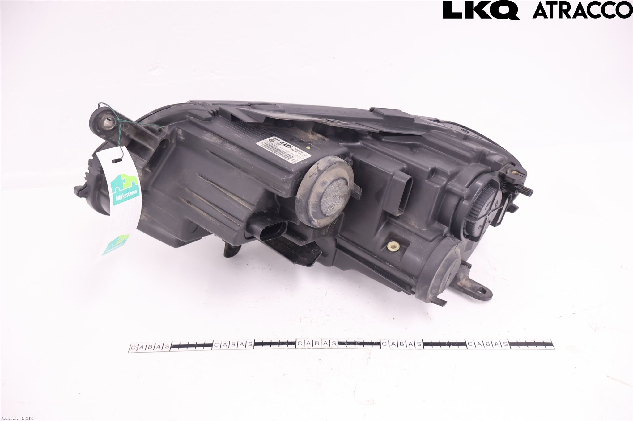 Volkswagen VW PASSAT 11-14 Frontlykt Høyre