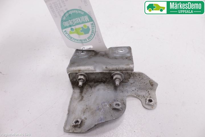 Landrover LAND ROVER RANGE ROVER EVOQUE (L538) 11-18 Støtfangerfeste Foran Venstre