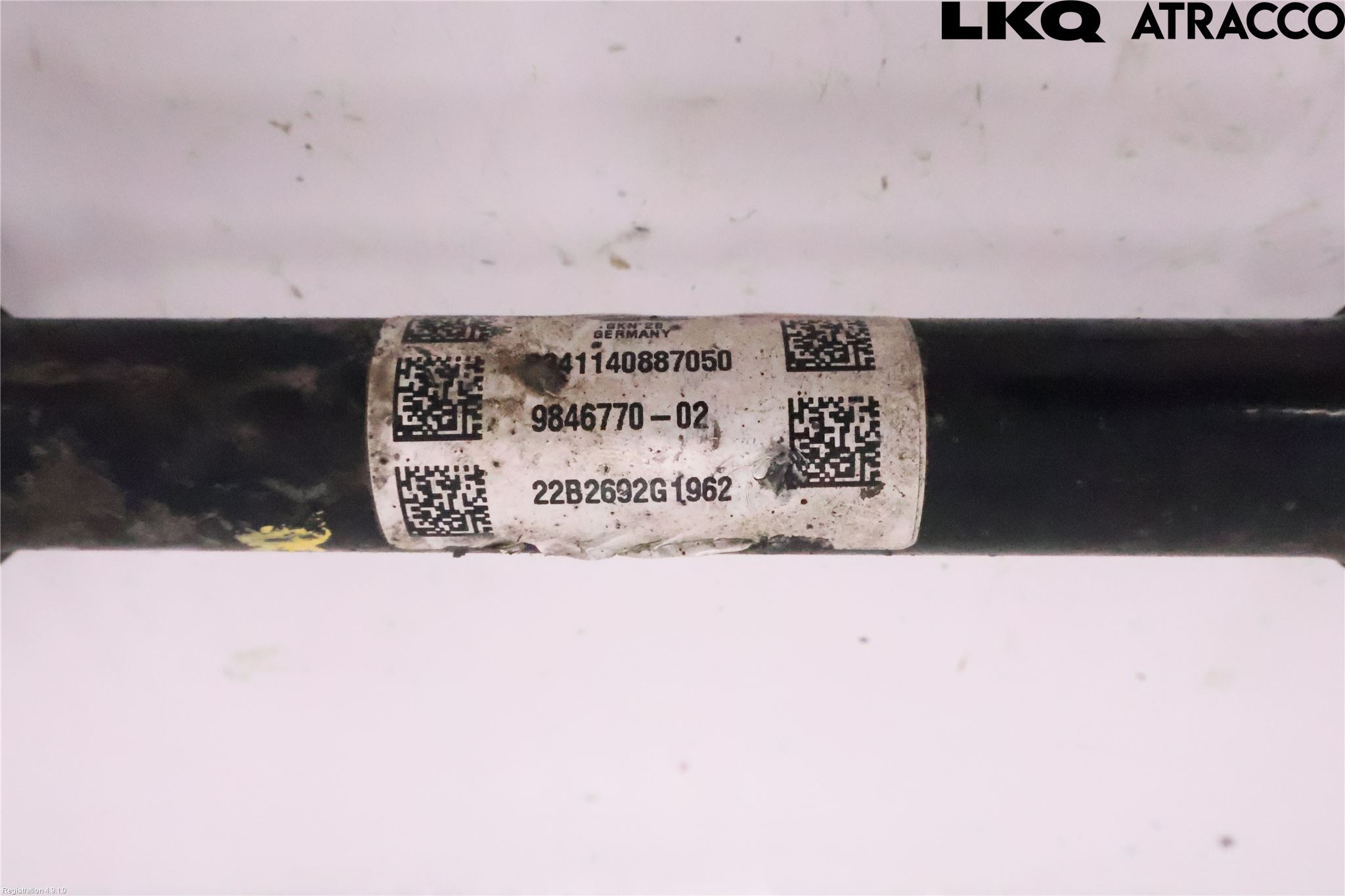 BMW 5 G30/G31/F90 17-23 Drivaksel Foran Kompl Høyre