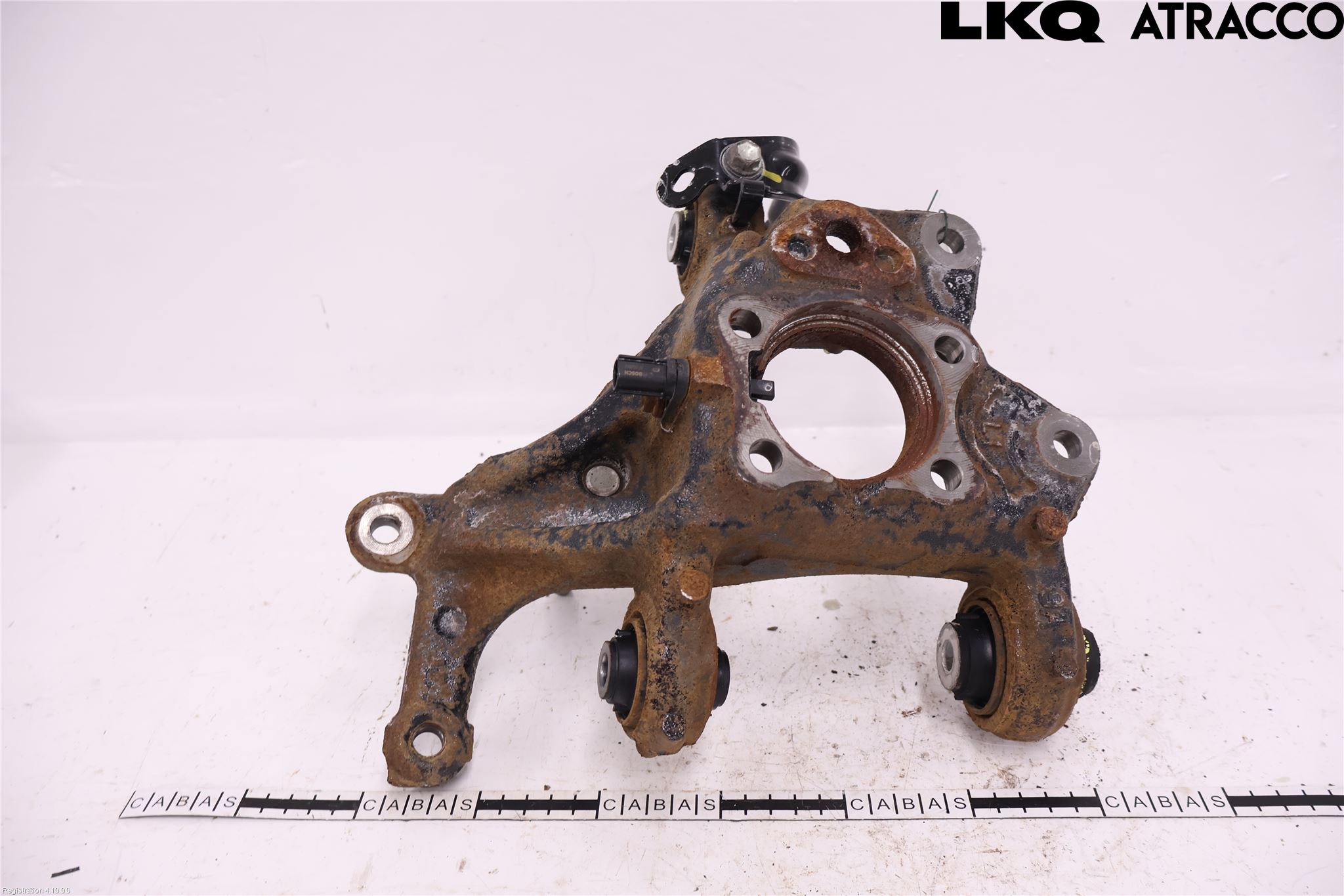 Toyota COROLLA CROSS XG10 22- Spindel Vb