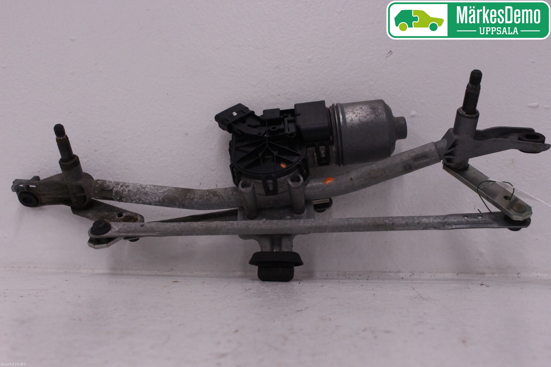 Peugeot PARTNER 08-15 Viskermotor Frontrute