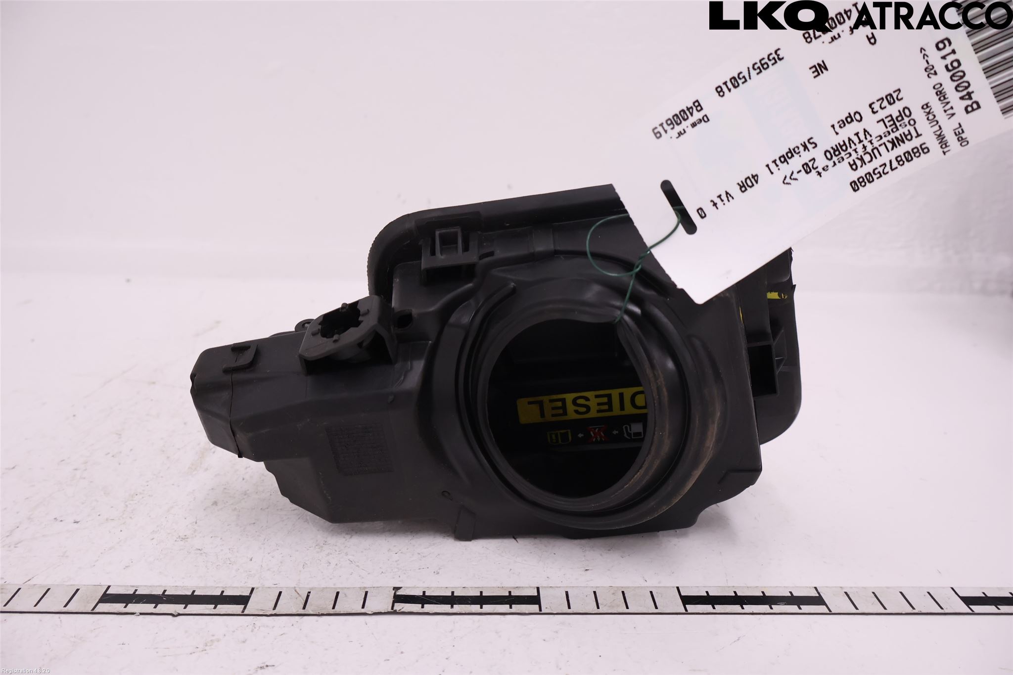 Opel VIVARO 20- Drivstoff Tankluke