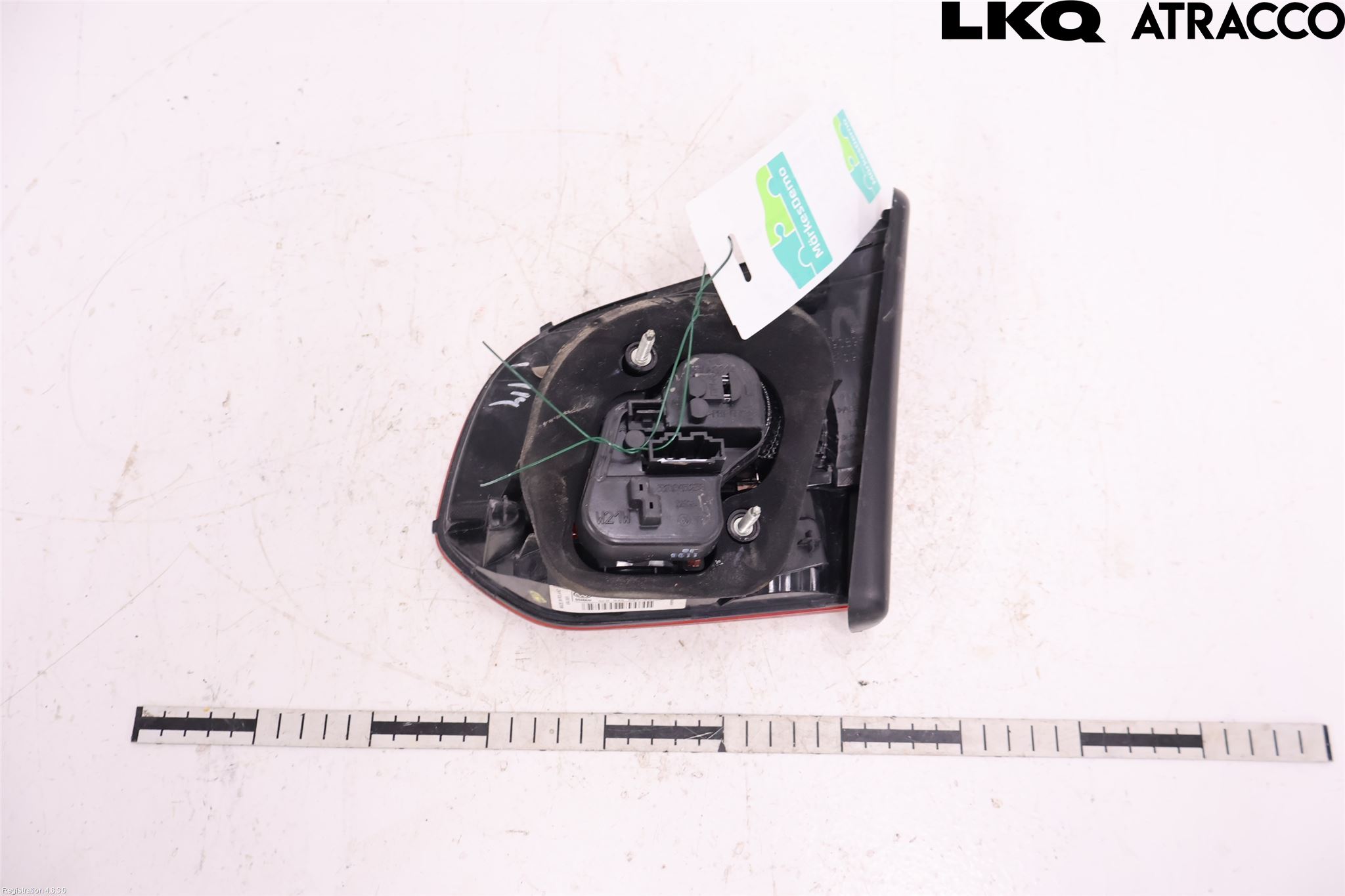 Volkswagen VW GOLF VI 09-13 Baklykt Venstre  På Luke(Indre