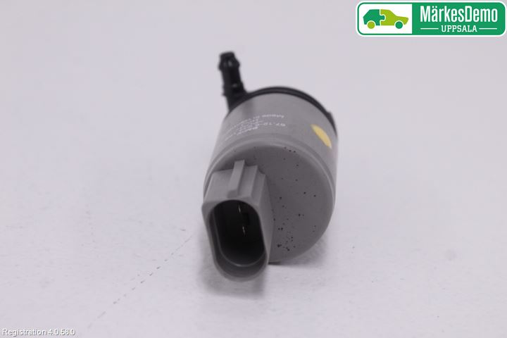 BMW X1 E84 10-15 Spylerpumpe Frontrute