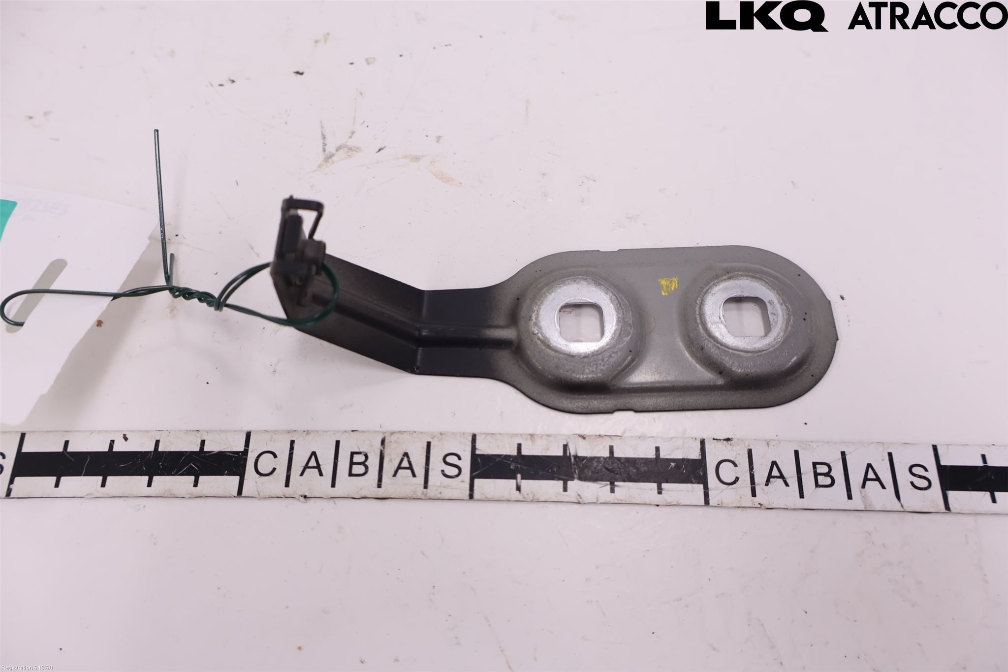 BMW 5 F10/F11/F18 09-17 Frontskjermfeste Venstre