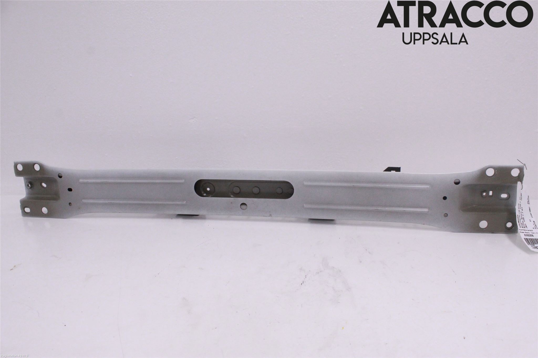 Nissan NAVARA, TREK-1 17-21 Radiator Feste - Ramme - Bjelk