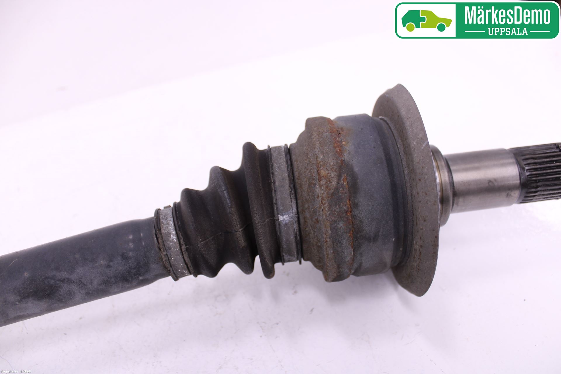 BMW 5 F10/F11/F18 09-17 Drivaksel Bak Kompl Høyre