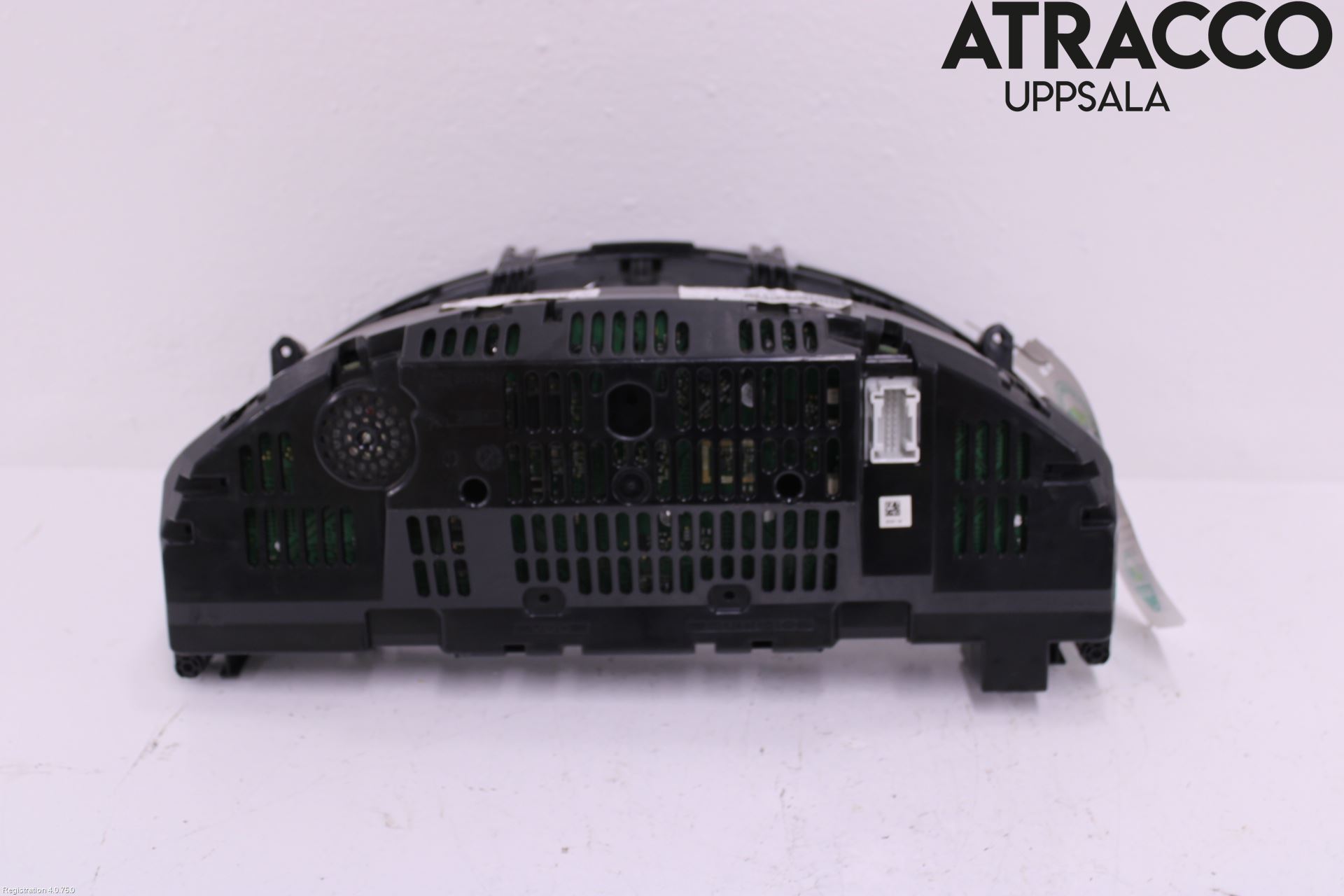 Mercedes-Benz MB E-KLASS (W212) 09-16 Instr Speedometer