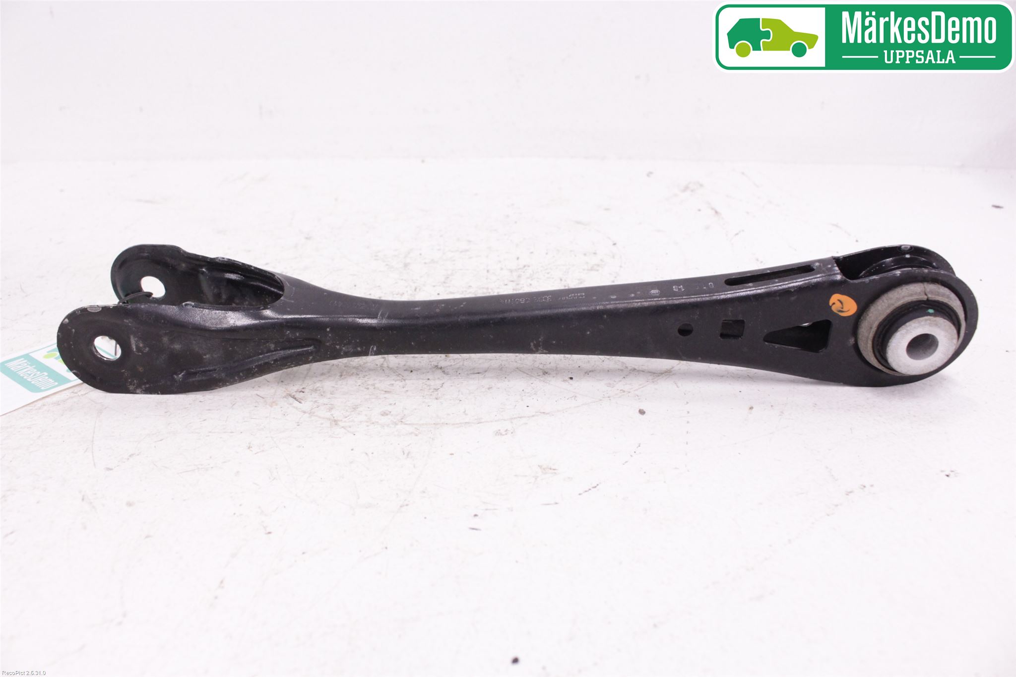 BMW 5 G30/G31/F90 17-23 Bærearm Bak Høyre