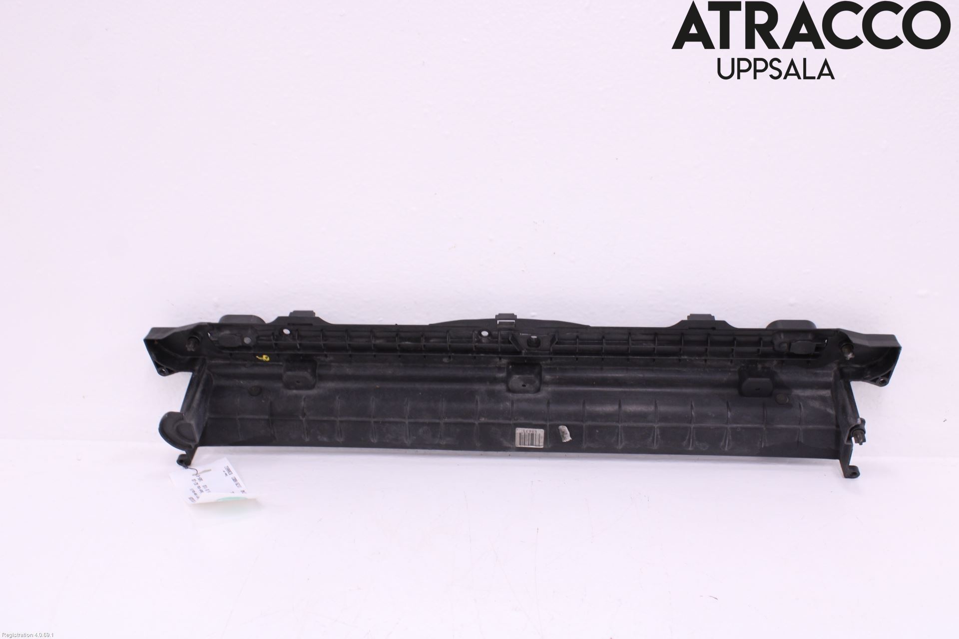BMW 5 E60/61 Sed/Tou 02-10 Radiator Feste - Ramme - Bjelk
