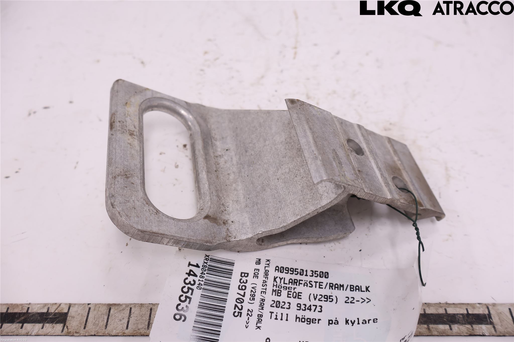 Mercedes-Benz MB EQE (V295) 22- Radiator Feste - Ramme - Bjelk