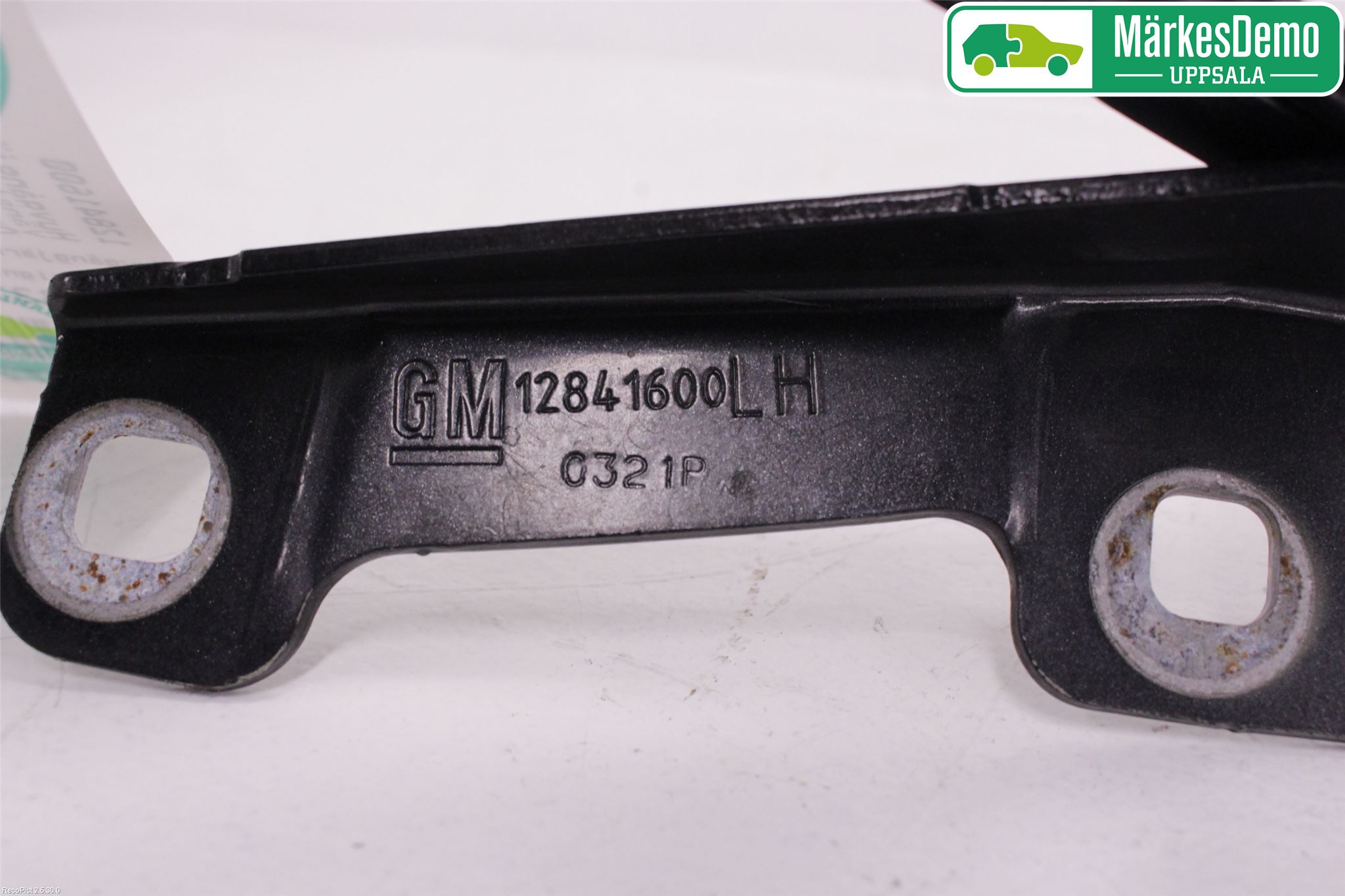Opel INSIGNIA 09-16 Panser Hengsel - Hengsler