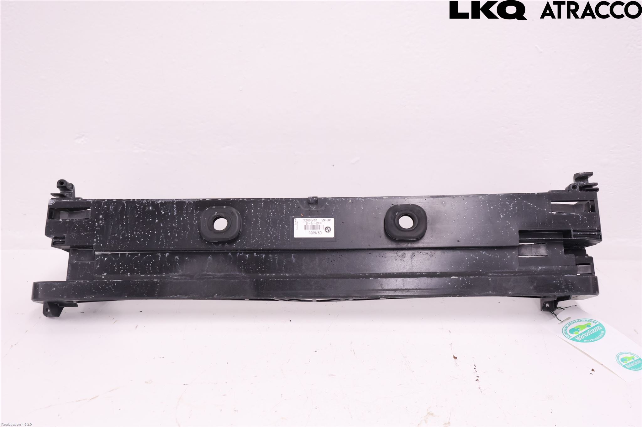 BMW 5 F10/F11/F18 09-17 Radiator Feste - Ramme - Bjelk