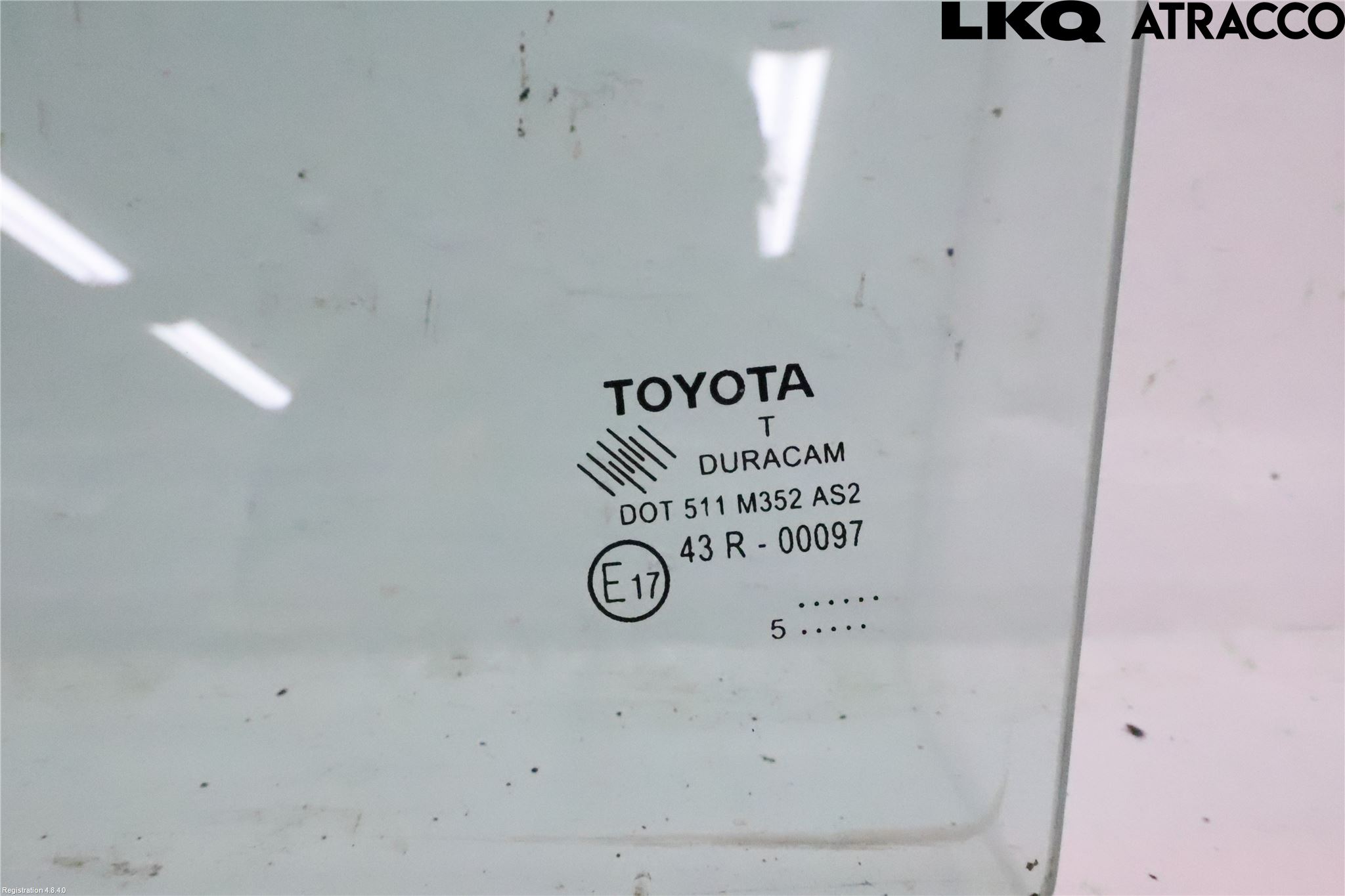 Toyota YARIS XP130 15-20 Dørrute Foran Høyre Trekant