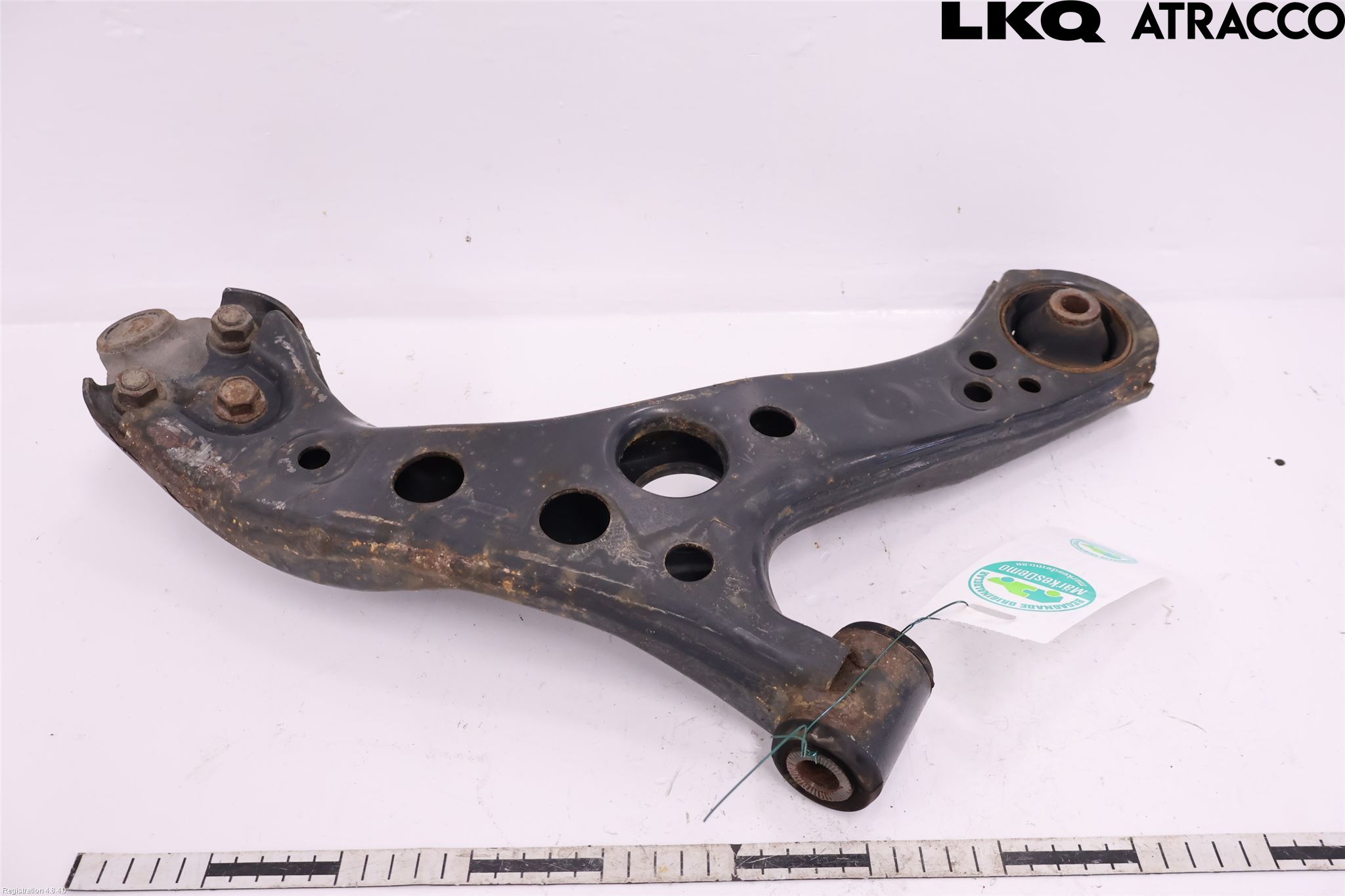 Toyota COROLLA 19- Bærearm Foran Venstre Nedre