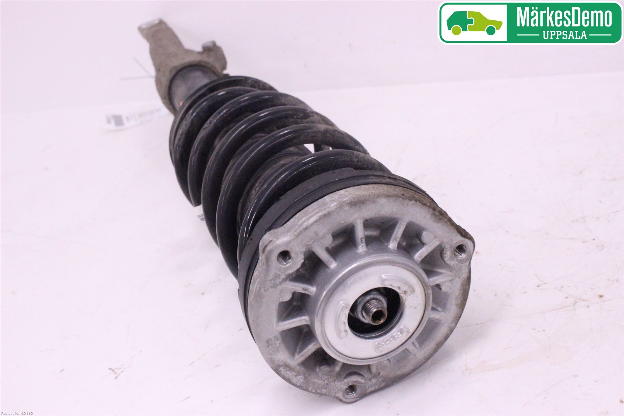 BMW 5 G30/G31/F90 17-23 Fjærbein Foran Venstre
