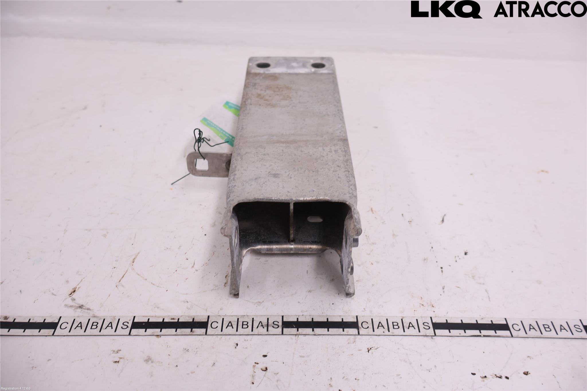 BMW i3 I01 13-22 Støtfanger Foran Feste