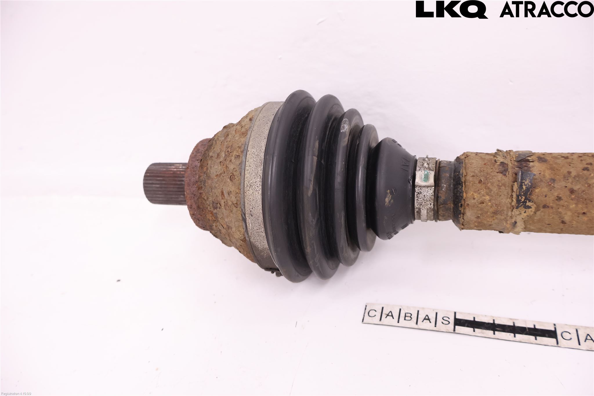Volkswagen VW PASSAT 11-14 Drivaksel Foran Kompl Høyre