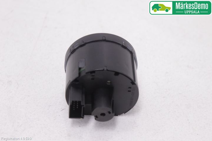 Volkswagen VW PASSAT 05-11 Bryter Hovedlys
