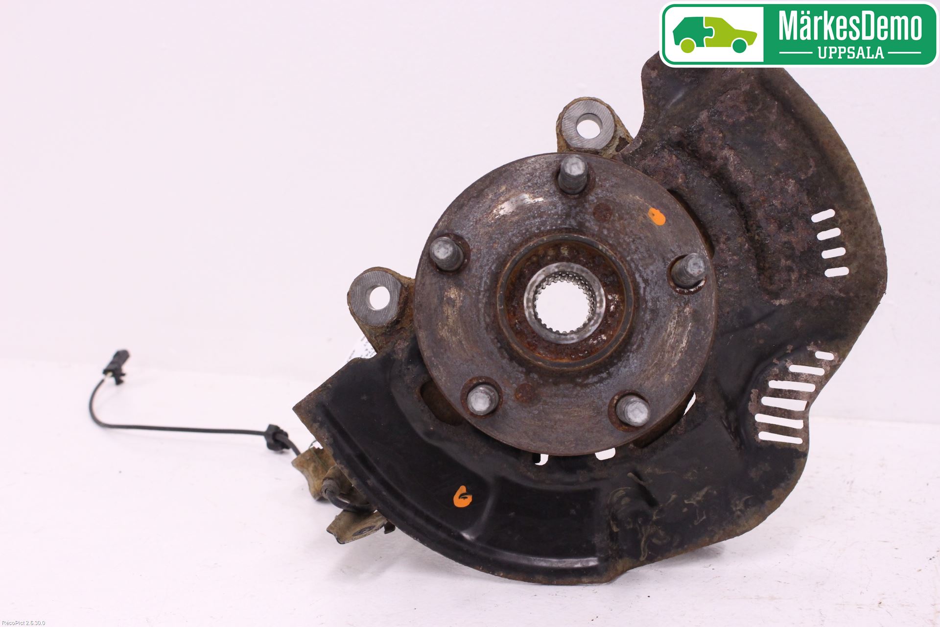 Toyota AURIS 10-12 Spindel Hf